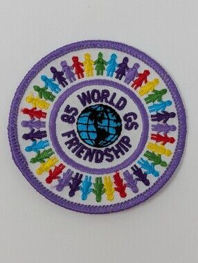 Vintage World Friendship 85 Patch Girl Scouts Badge 1985 Rainbow